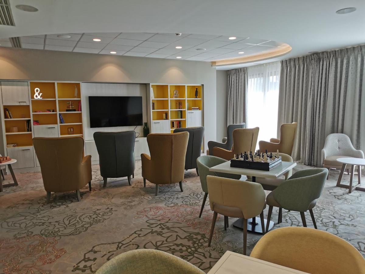 Résidence Service Senior Domitys Les Alexis Apartahotel Montélimar